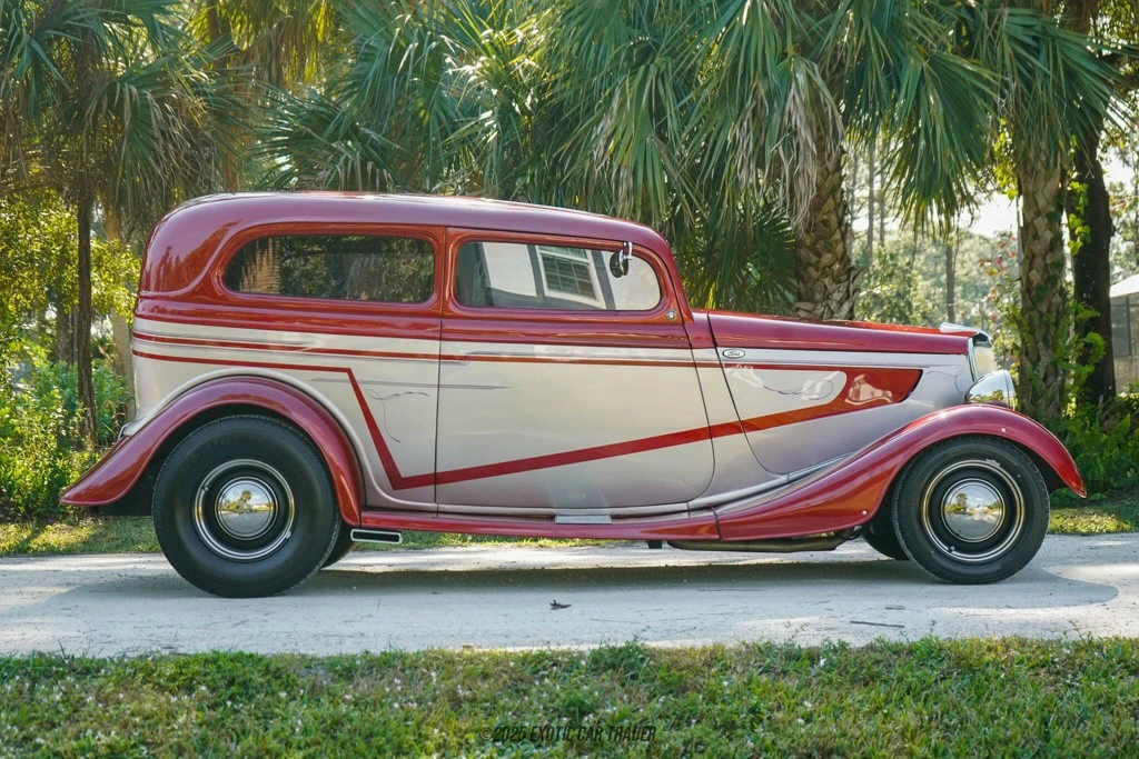 1934 Ford Model 18 & 40 - Image 9 of 12