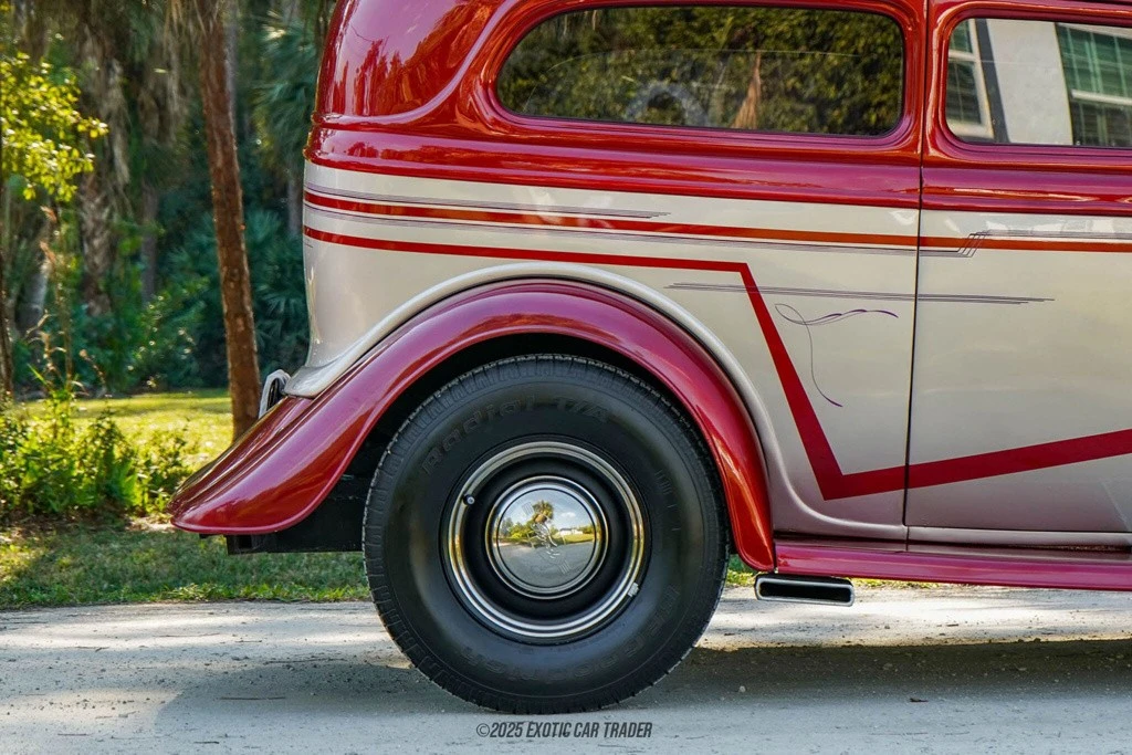 1934 Ford Model 18 & 40 - Image 10 of 12