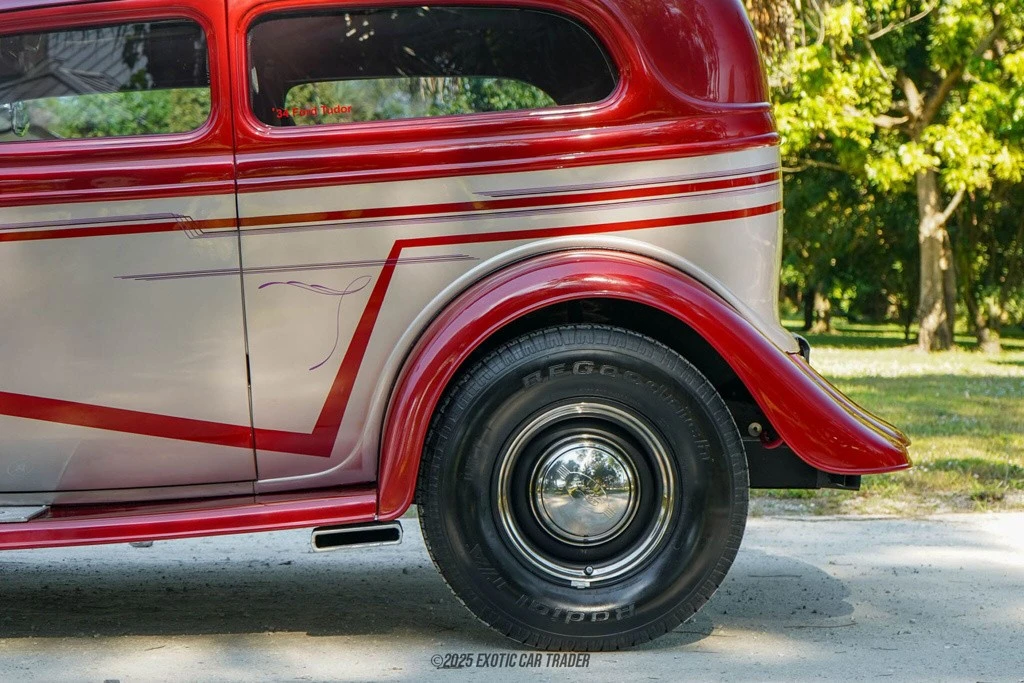 1934 Ford Model 18 & 40 - Image 5 of 12