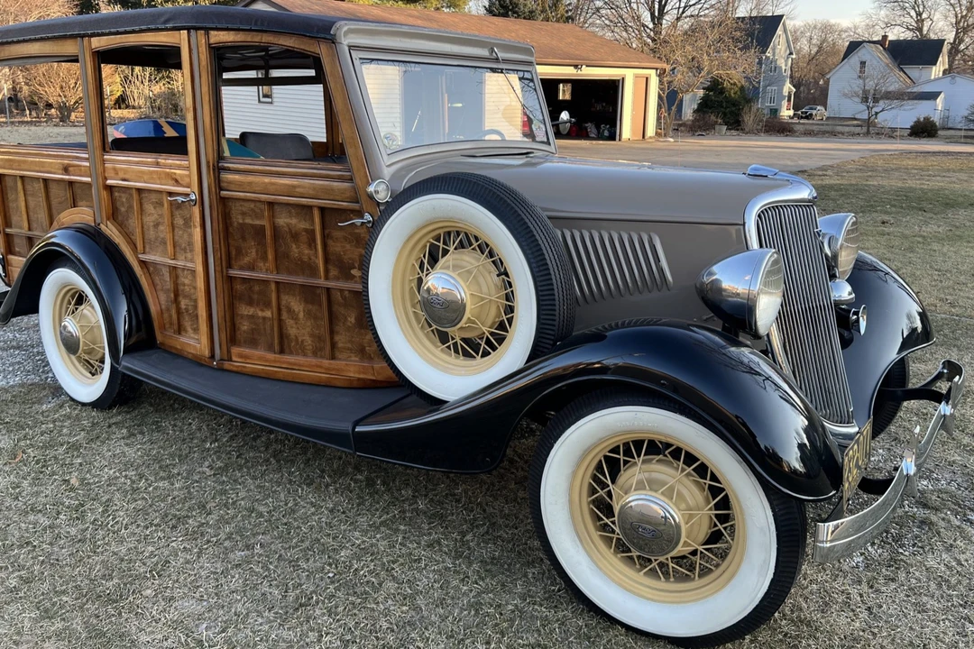 1934 Ford Model 18 & 40 - Image 10 of 31