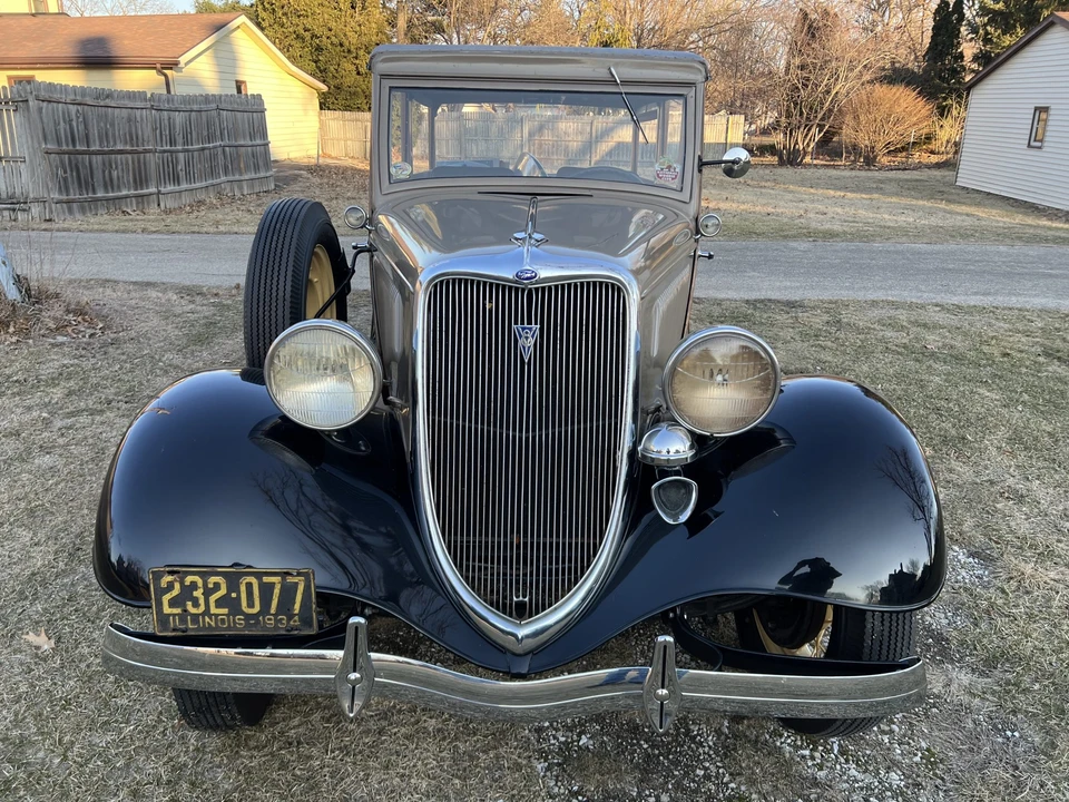1934 Ford Model 18 & 40 - Image 2 of 31