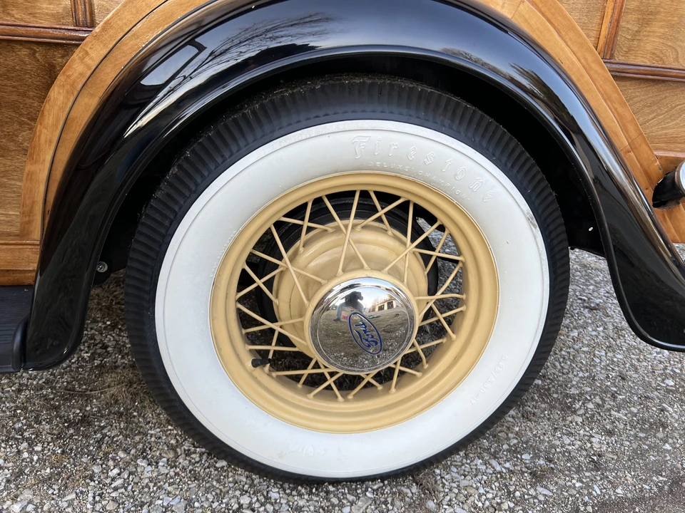 1934 Ford Model 18 & 40 - Image 29 of 31