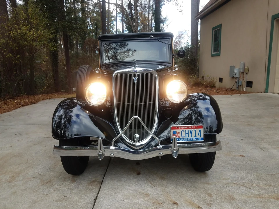 1934 Ford Model 18 & 40 - Image 2 of 31