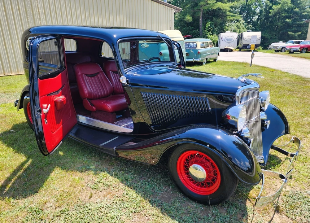 1934 Ford Model 18 & 40 - Image 2 of 21