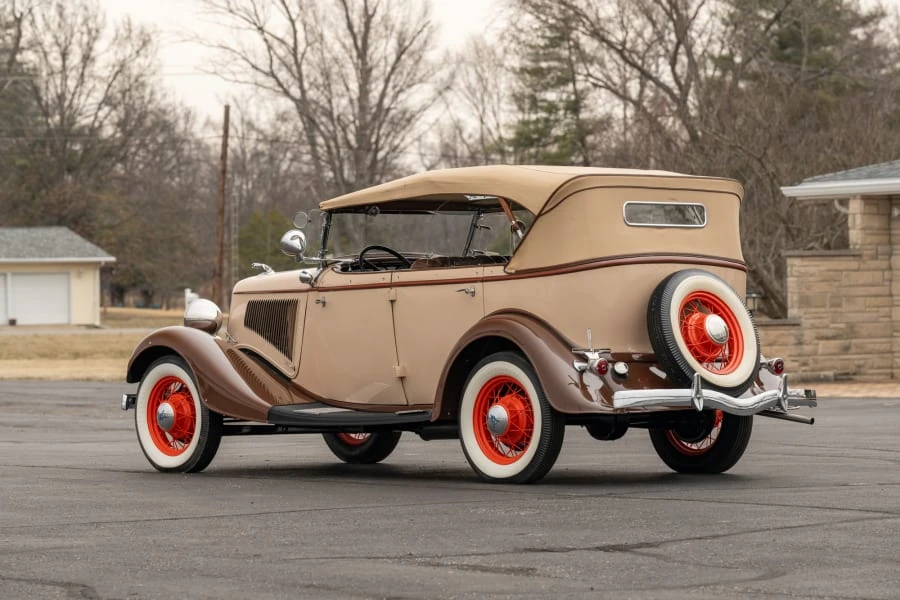 1934 Ford Model 18 & 40 - Image 10 of 30