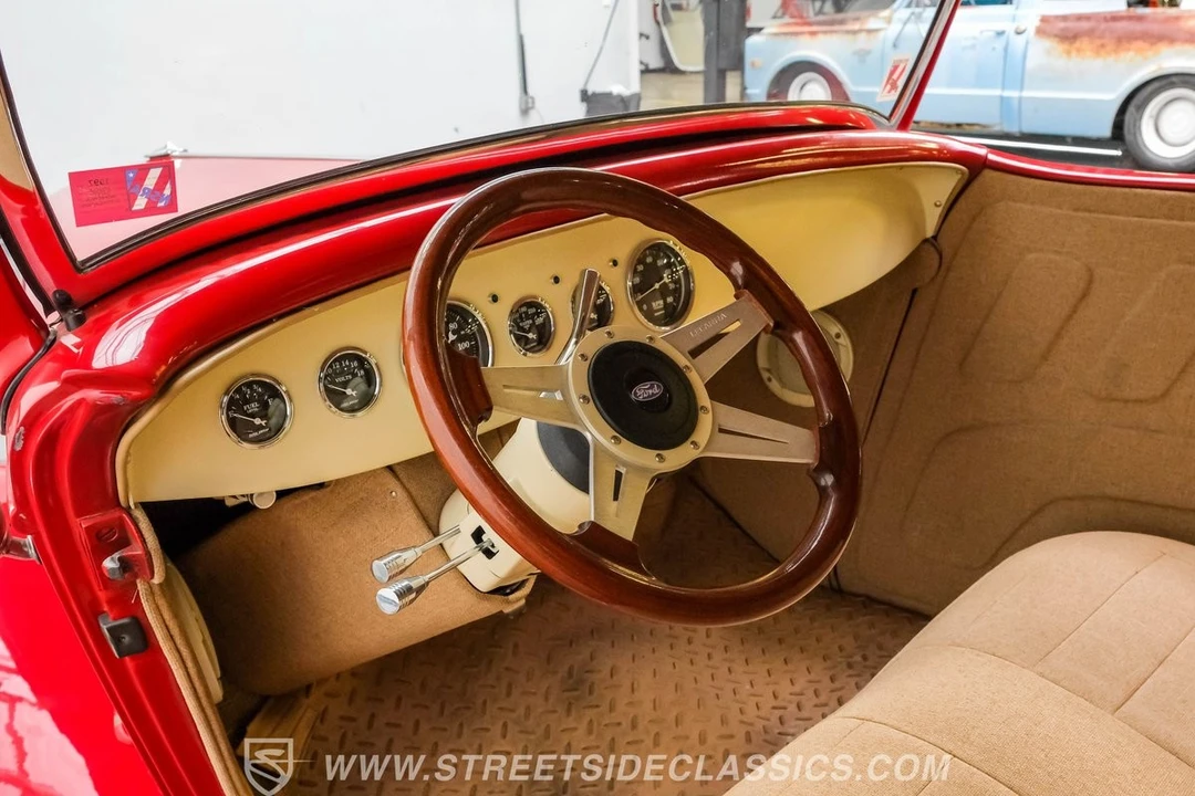 1934 Ford Model A Pickup & Model AA - Image 4 of 12