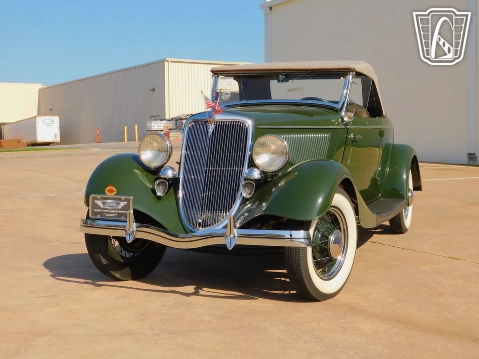 1934 Ford Model 18 & 40 - Image 6 of 12