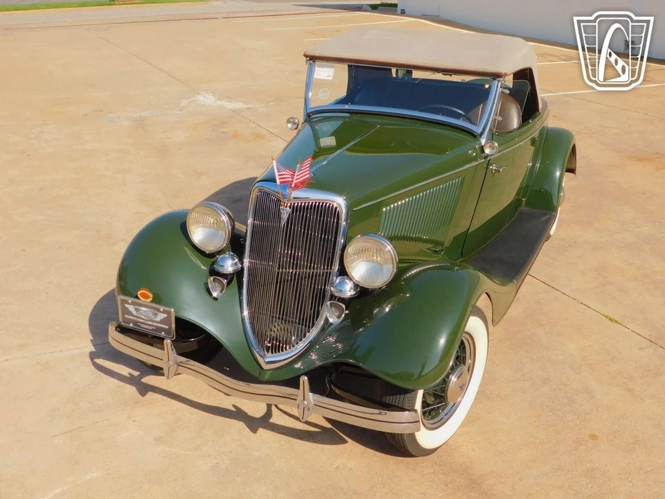 1934 Ford Model 18 & 40 - Image 5 of 12
