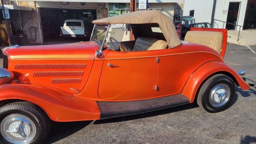 1934 Ford Model 18 & 40 - Image 9 of 18