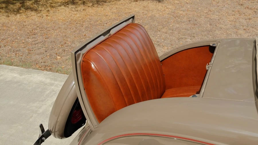 1934 Ford Model 18 & 40 - Image 10 of 19