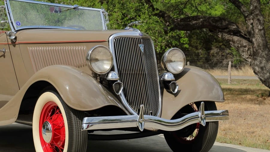 1934 Ford Model 18 & 40 - Image 18 of 19