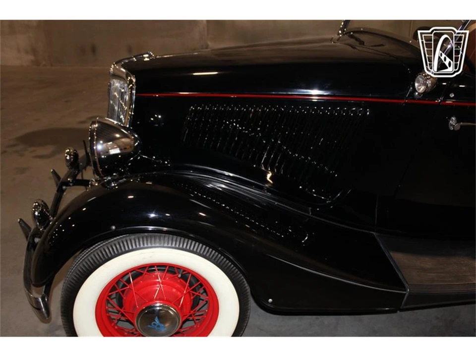 1934 Ford Standard & Deluxe & Super Deluxe - Image 26 of 31