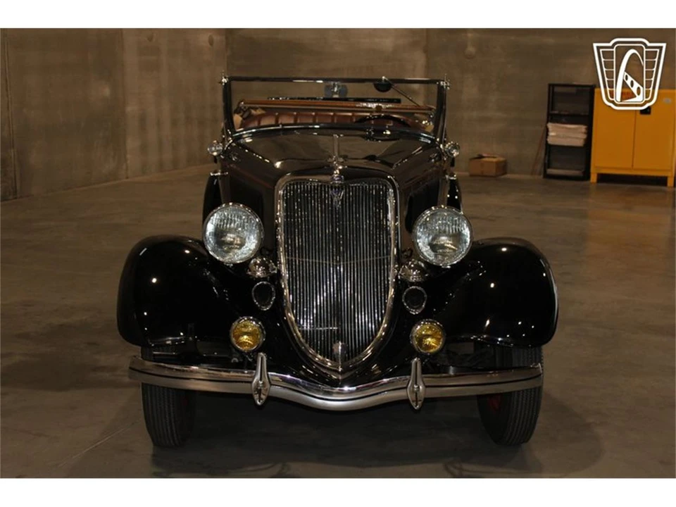 1934 Ford Standard & Deluxe & Super Deluxe - Image 8 of 31