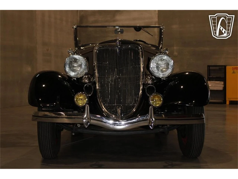 1934 Ford Standard & Deluxe & Super Deluxe - Image 24 of 31