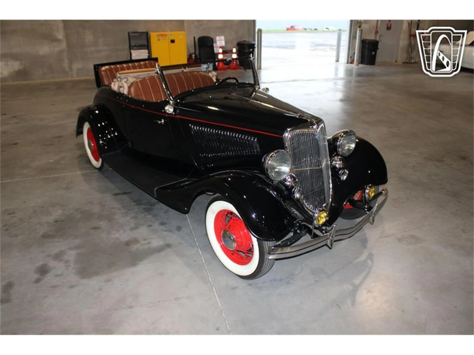 1934 Ford Standard & Deluxe & Super Deluxe - Image 15 of 31
