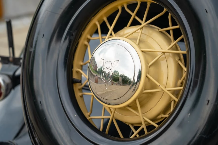 1934 Ford Model 18 & 40 - Image 9 of 18