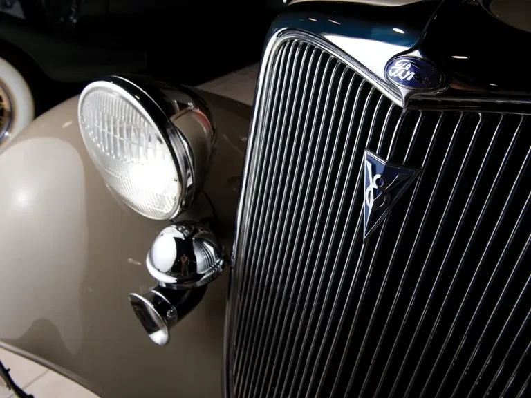 1934 Ford Model 18 & 40 - Image 11 of 18