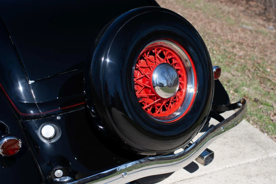 1934 Ford Model 18 & 40 - Image 15 of 30