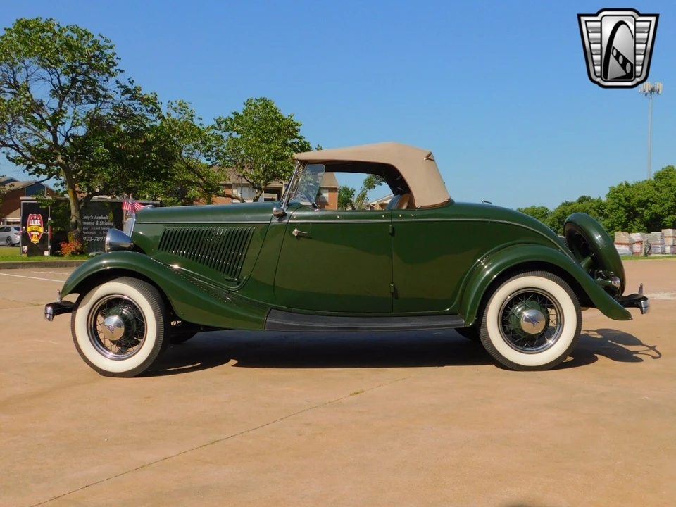 1934 Ford Hot Rod - Image 4 of 12