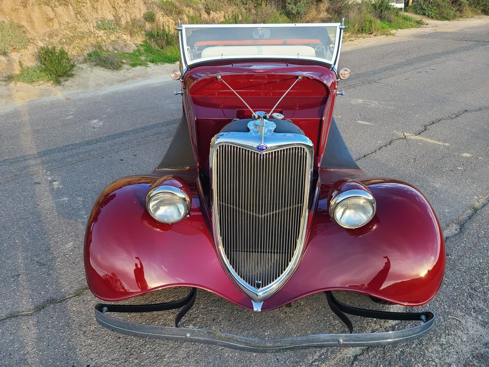1934 Ford Model 18 & 40 - Image 16 of 31