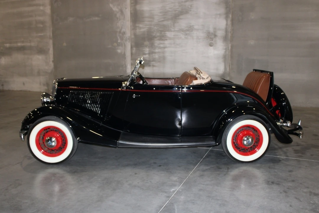 1934 Ford Model 18 & 40 - Image 3 of 12