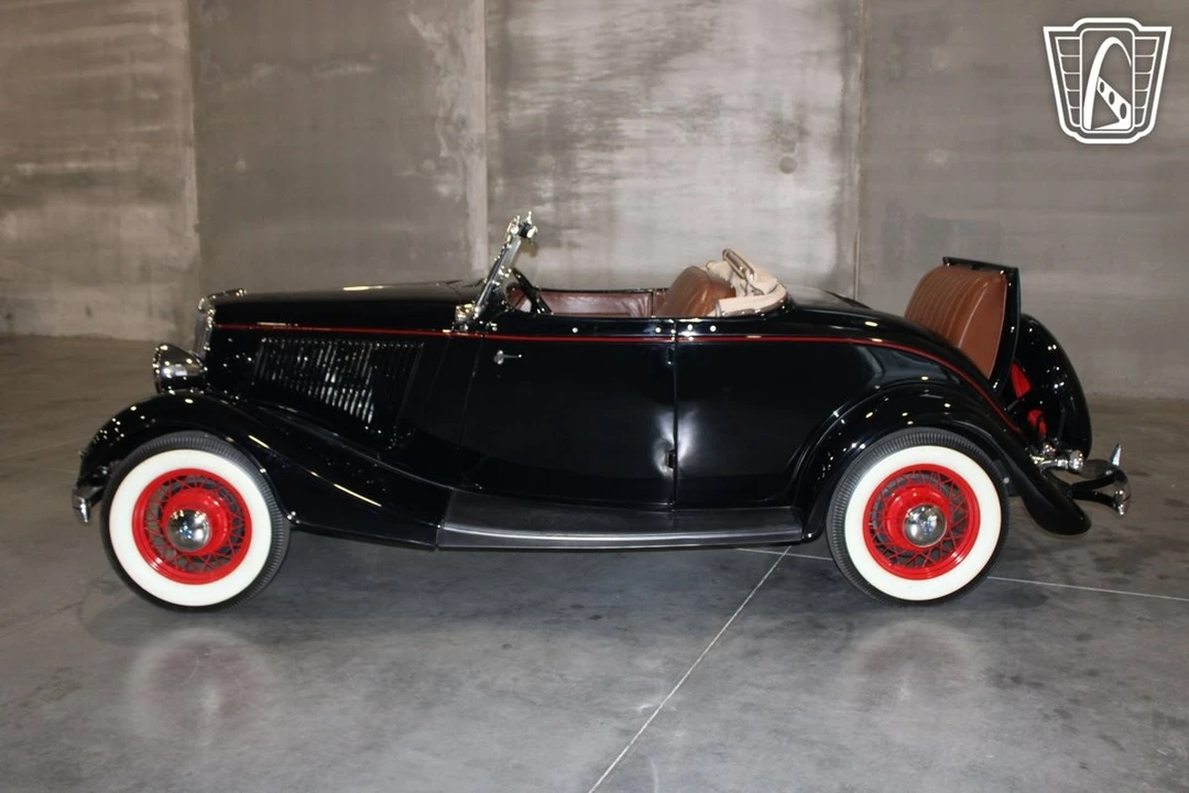 1934 Ford Model 18 & 40 - Image 3 of 12