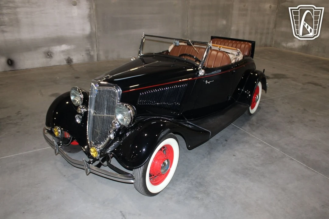 1934 Ford Model 18 & 40 - Image 10 of 12
