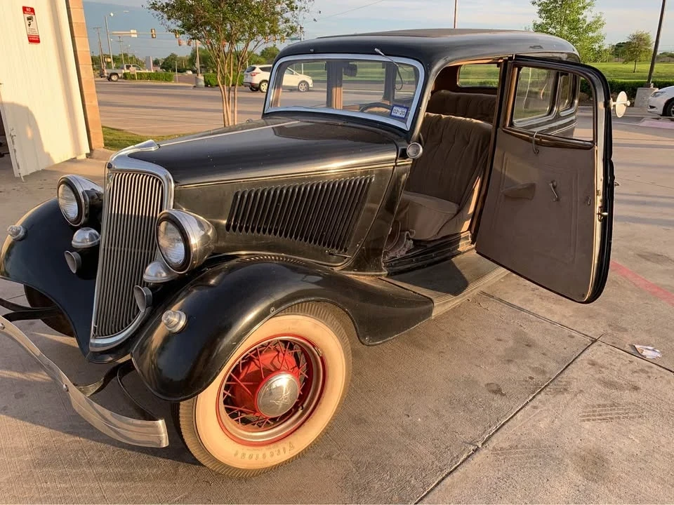 1934 Ford Model 18 & 40 - Image 2 of 5