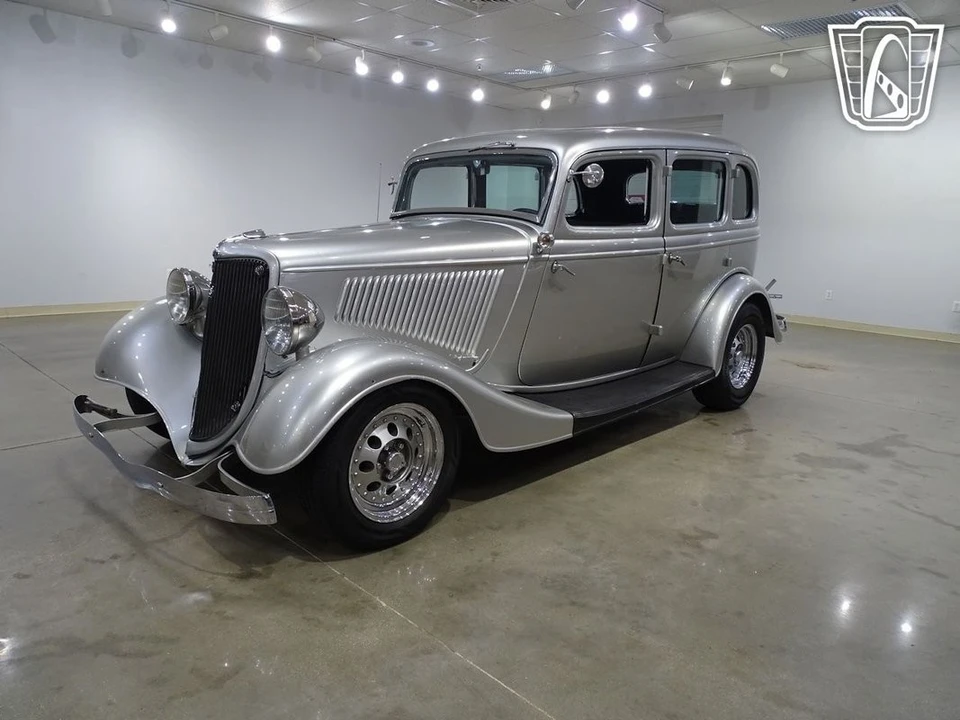 1934 Ford Model 18 & 40 - Image 3 of 12