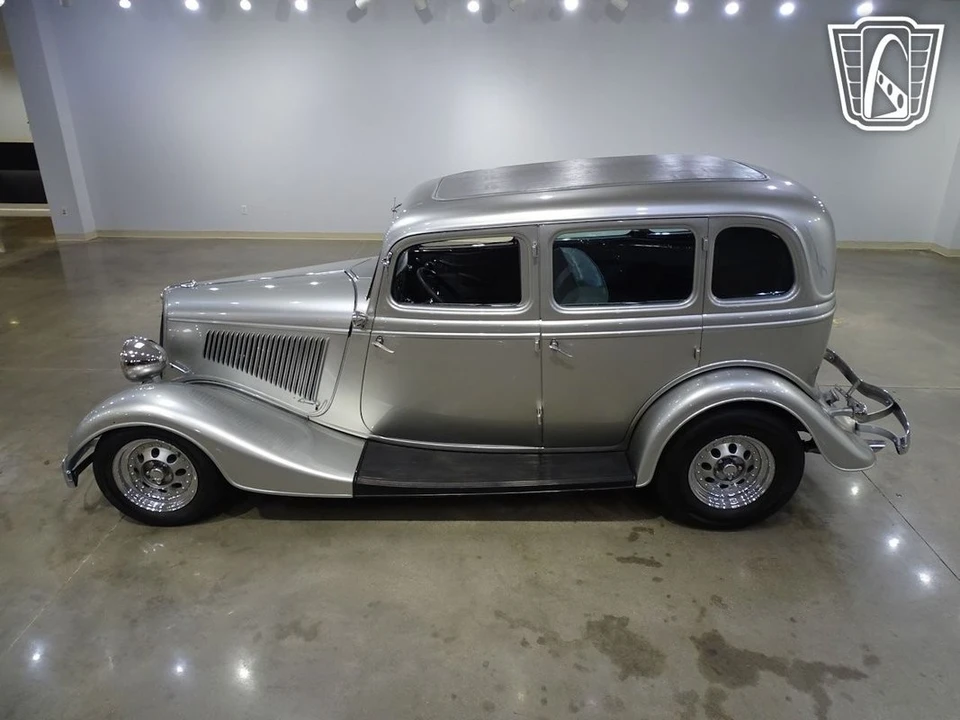 1934 Ford Model 18 & 40 - Image 7 of 12