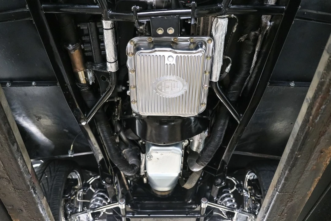 1934 Ford Standard & Deluxe & Super Deluxe - Image 21 of 22