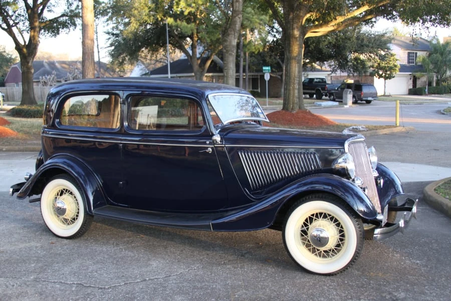 1934 Ford Model 18 & 40 - Image 9 of 12