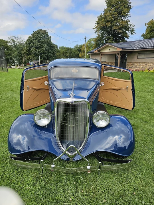 1934 Ford Model 18 & 40 - Image 8 of 31