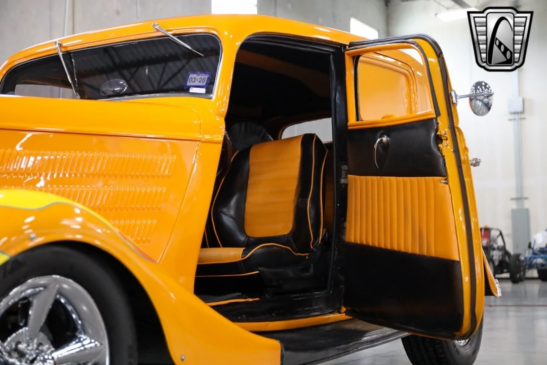 1934 Ford Model 18 & 40 - Image 17 of 21