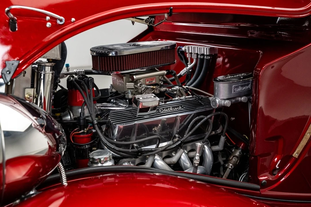 1934 Ford Standard & Deluxe & Super Deluxe - Image 2 of 31