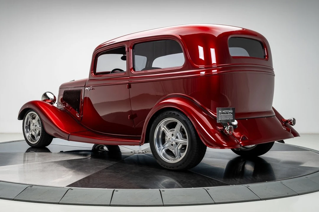 1934 Ford Standard & Deluxe & Super Deluxe - Image 26 of 31
