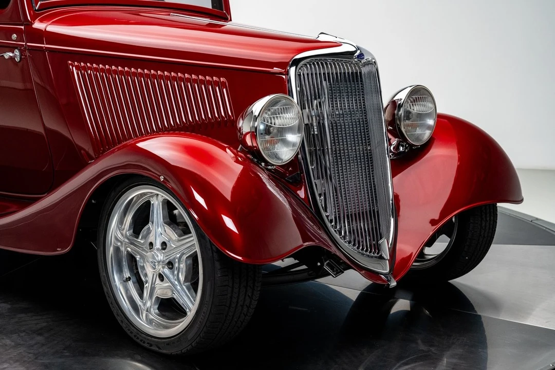 1934 Ford Standard & Deluxe & Super Deluxe - Image 13 of 31