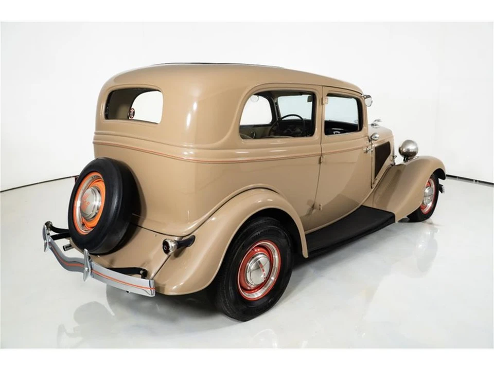 1934 Ford Standard & Deluxe & Super Deluxe - Image 9 of 31