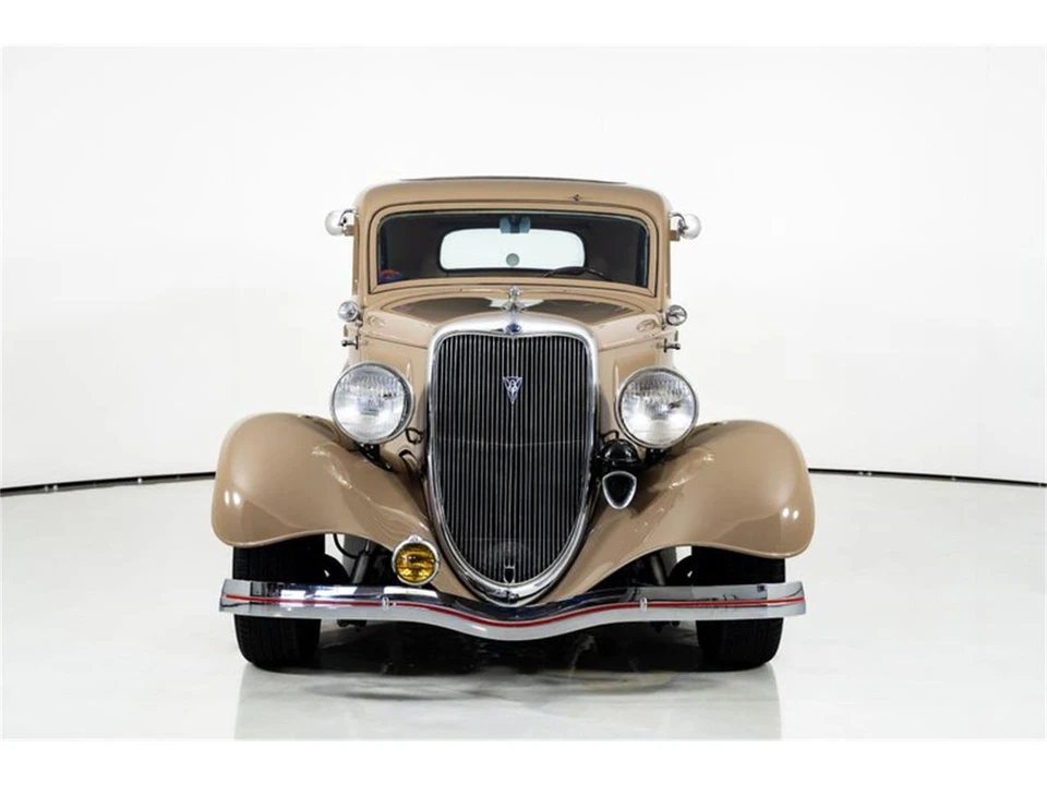 1934 Ford Standard & Deluxe & Super Deluxe - Image 2 of 31