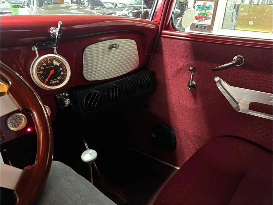 1934 Ford Standard & Deluxe & Super Deluxe - Image 27 of 31