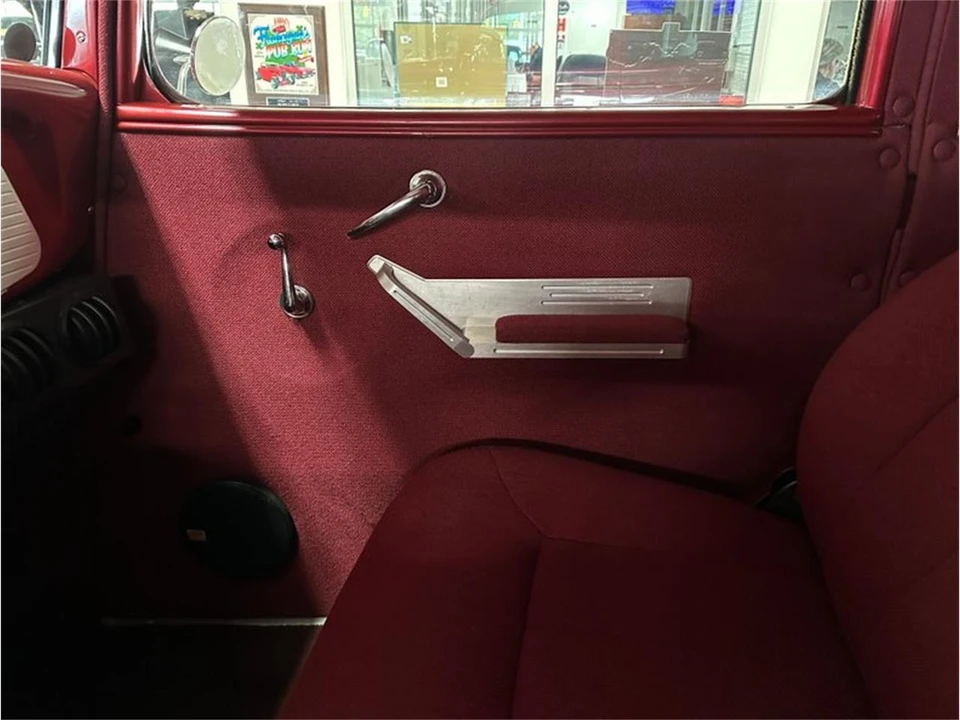 1934 Ford Standard & Deluxe & Super Deluxe - Image 28 of 31