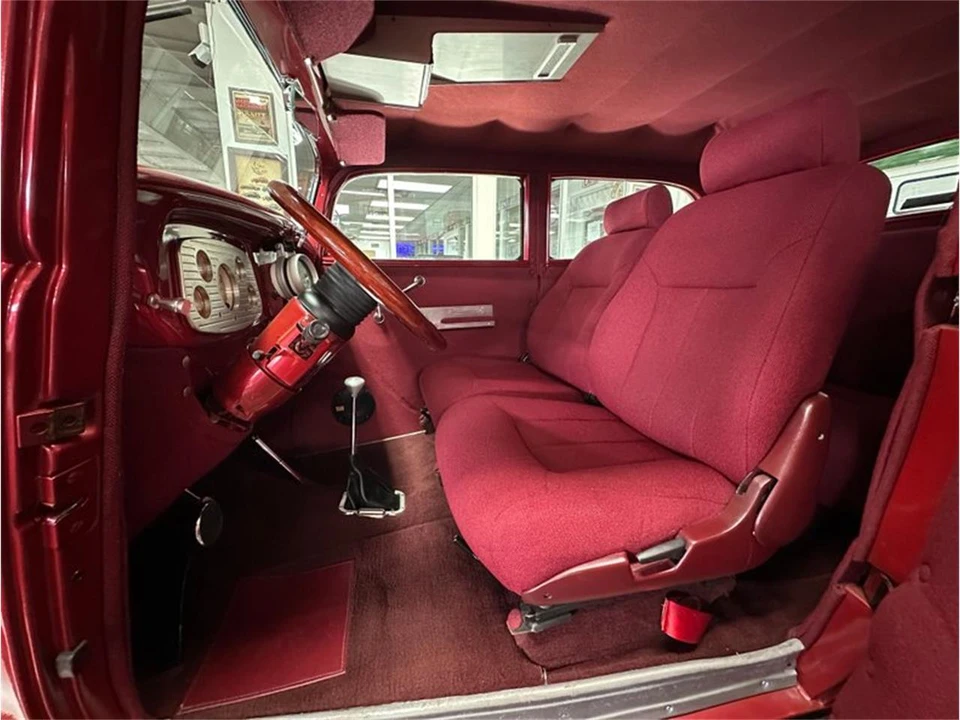 1934 Ford Standard & Deluxe & Super Deluxe - Image 16 of 31