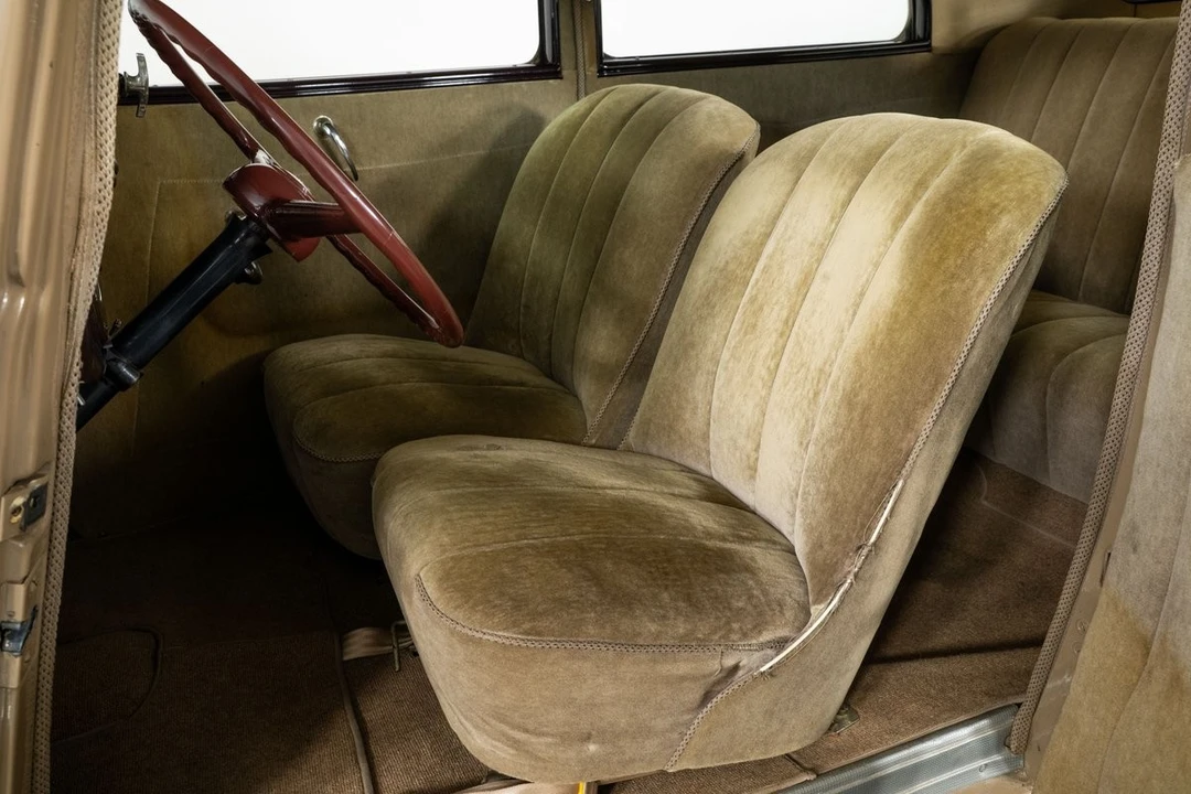1934 Ford Standard & Deluxe & Super Deluxe - Image 17 of 31