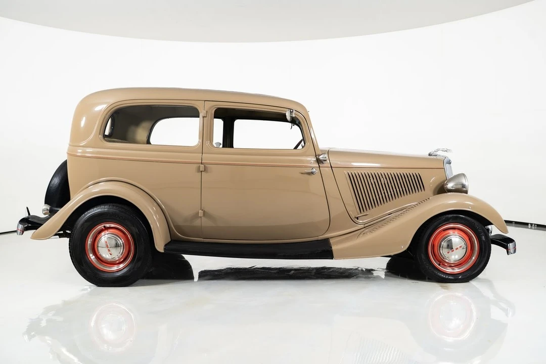 1934 Ford Standard & Deluxe & Super Deluxe - Image 12 of 31
