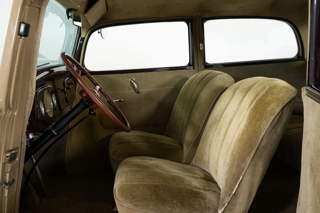 1934 Ford Standard & Deluxe & Super Deluxe - Image 16 of 31