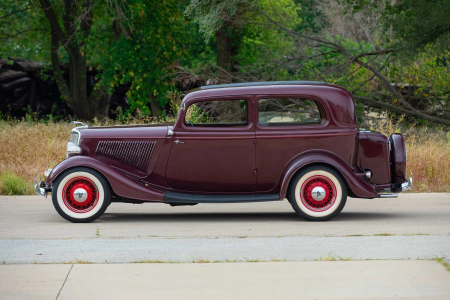 1934 Ford Model 18 & 40 - Image 7 of 24