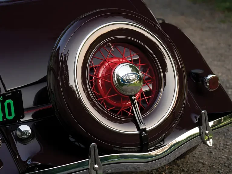 1934 Ford Model 18 & 40 - Image 17 of 22