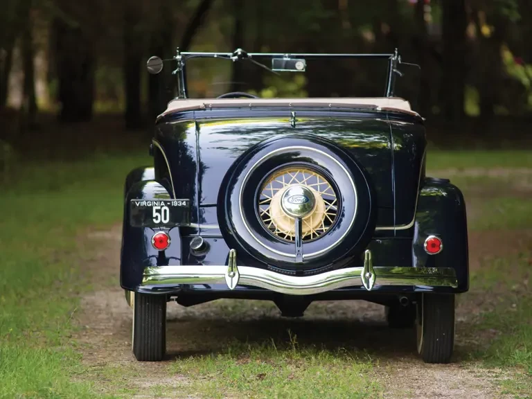 1934 Ford Model 18 & 40 - Image 16 of 21