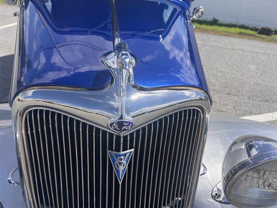 1934 Ford Standard & Deluxe & Super Deluxe - Image 9 of 31