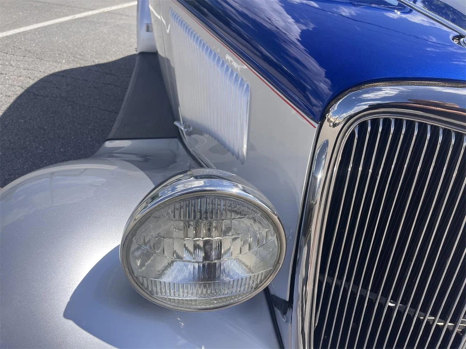 1934 Ford Standard & Deluxe & Super Deluxe - Image 11 of 31
